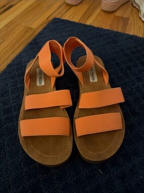 Steve Madden Stretchy Strap Sandals